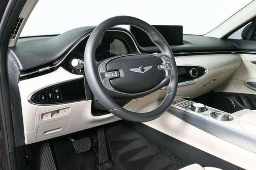 2022 Genesis GV70 2.5T