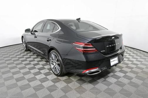 2026 Genesis G70 2.5T Standard