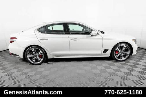 2025 Genesis G70 2.5T