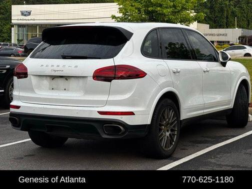 2017 Porsche Cayenne Base