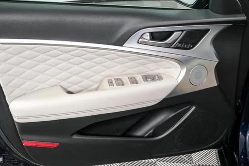 2019 Genesis G70 3.3T Advanced