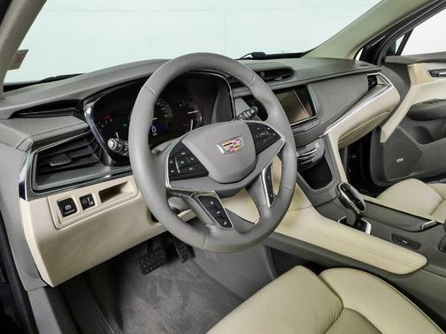 Dark Adriatic Blue Metallic 2017 Cadillac XT5 Luxury