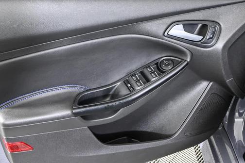 2017 Ford Focus RS Base