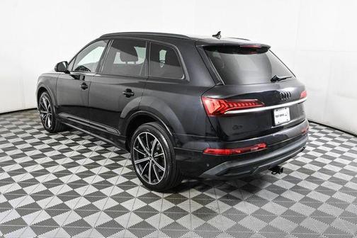 2021 Audi Q7 55 Premium Plus