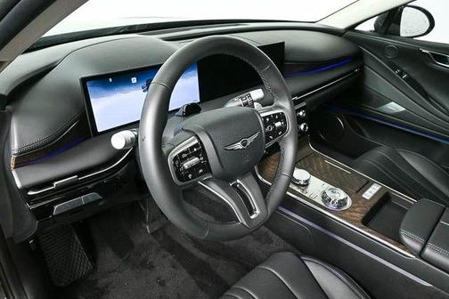 2025 Genesis G80 2.5T