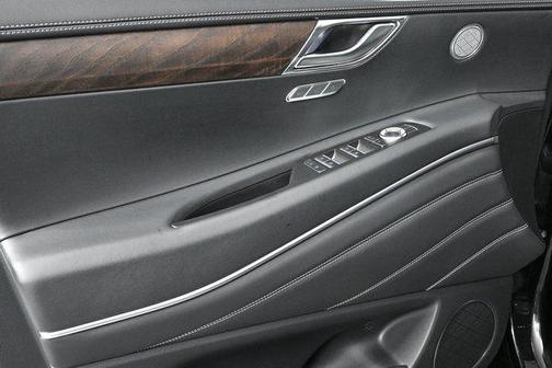2025 Genesis GV80 2.5T