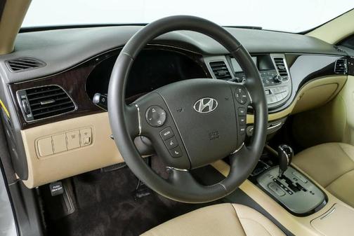 White Satin Pearl 2011 Hyundai Genesis 3.8