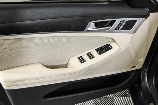 2017 Genesis G80 3.8