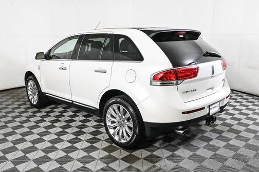 2012 Lincoln MKX Base