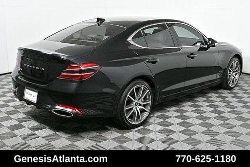 2025 Genesis G70 2.5T
