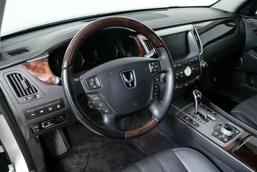 2012 Hyundai Equus Signature