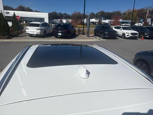 2022 Genesis GV70 2.5T