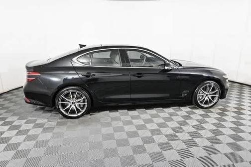 2026 Genesis G70 2.5T Prestige