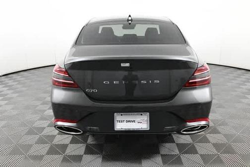 2025 Genesis G70 2.5T