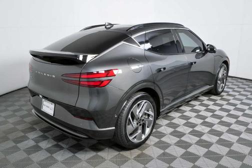 Makalu Gray 2026 Genesis GV60 Advanced 20"