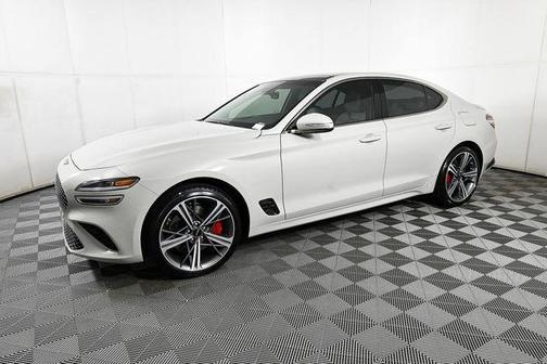 2025 Genesis G70 2.5T