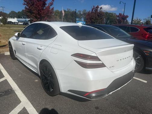 2023 Genesis G70 3.3T