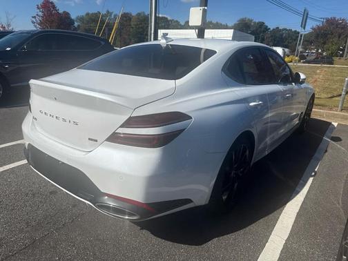 2023 Genesis G70 3.3T
