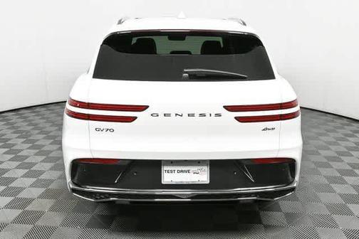 2026 Genesis GV70 2.5T