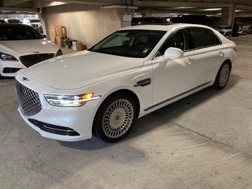 Photo 2 of 13 of 2020 Genesis G90 5.0 Ultimate