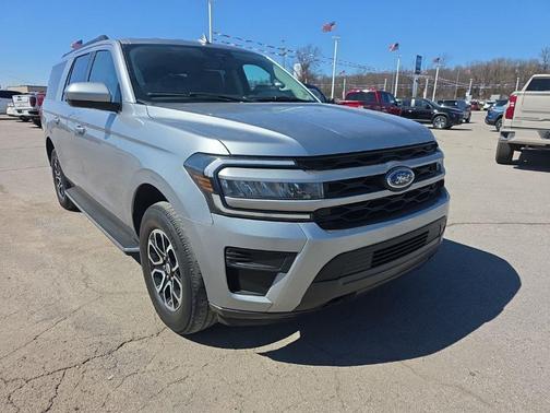 2023 Ford Expedition Max XLT