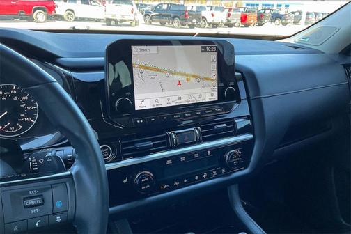 2023 Nissan Pathfinder SL FWD