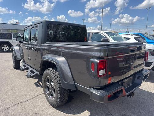 Granite Crystal Metallic Clearcoat 2021 Jeep Gladiator Sport S