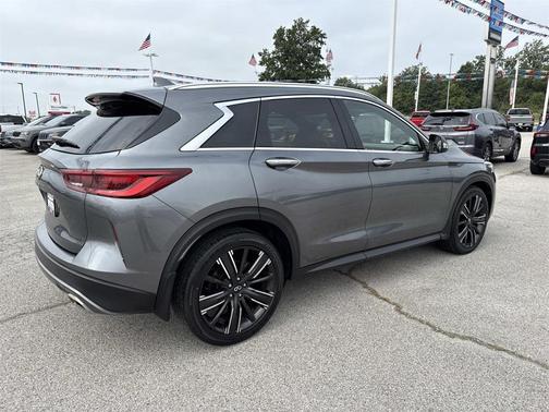 2022 INFINITI QX50 LUXE AWD
