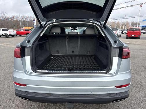 2025 Audi Q8 55 Premium