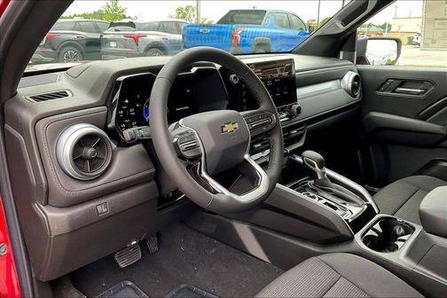 Radiant Red Tintcoat 2026 Chevrolet Colorado LT