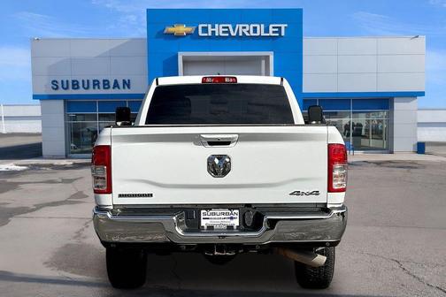 Bright White Clearcoat 2021 RAM 2500 Big Horn Crew Cab 4x4 6'4' Box