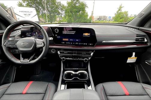 Polar White Tricoat 2026 Chevrolet Traverse RS