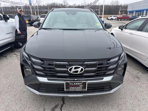 2025 Hyundai TUCSON SEL