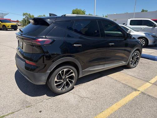 Mosaic Black Metallic 2023 Chevrolet Bolt EUV FWD Premier