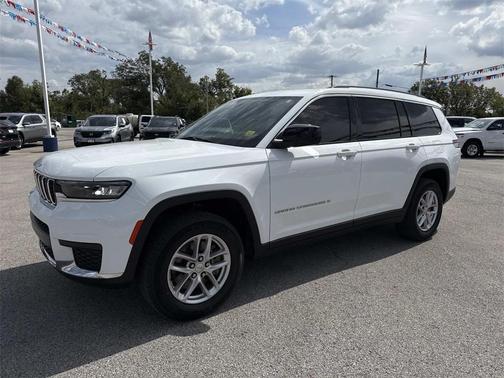 2023 Jeep Grand Cherokee L Laredo