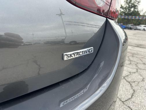 2025 Mazda Mazda3 FWD w/Preferred Package