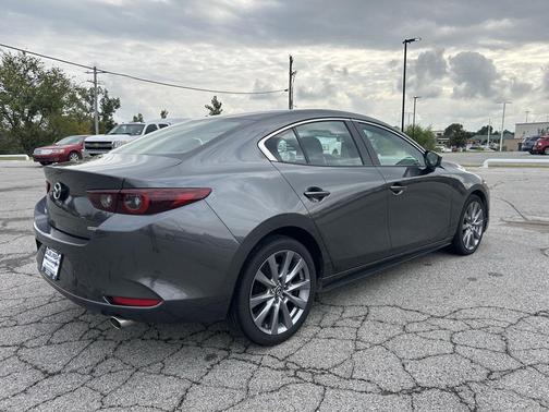 2025 Mazda Mazda3 FWD w/Preferred Package