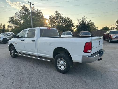 2018 RAM 2500 Tradesman Crew Cab 4x4 8' Box