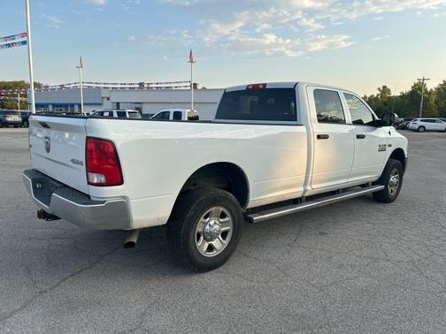 2018 RAM 2500 Tradesman Crew Cab 4x4 8' Box