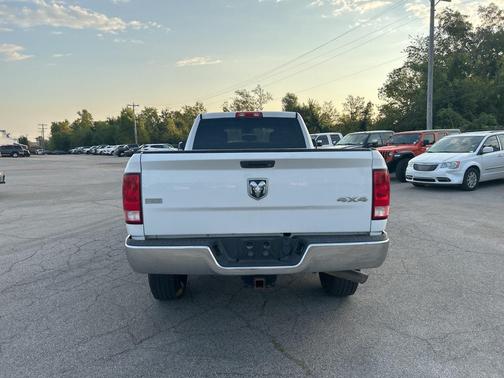 2018 RAM 2500 Tradesman Crew Cab 4x4 8' Box