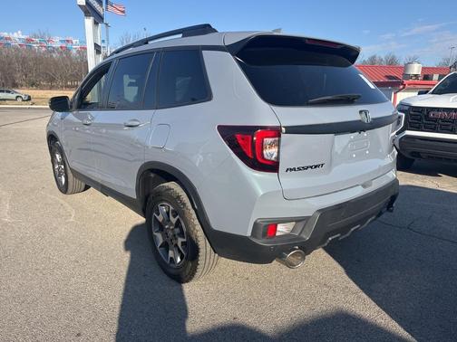 2022 Honda Passport AWD TrailSport