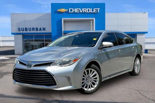 Celestial Silver Metallic 2018 Toyota Avalon Hybrid Limited