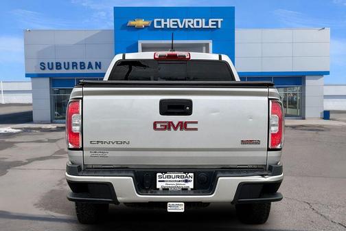 Quicksilver Metallic 2017 GMC Canyon SLE