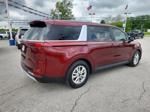 2024 Kia Carnival LX