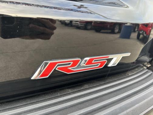 2022 Chevrolet Tahoe 4WD RST