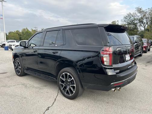 2022 Chevrolet Tahoe 4WD RST