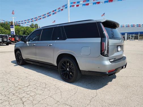 2023 Cadillac Escalade ESV Sport Platinum
