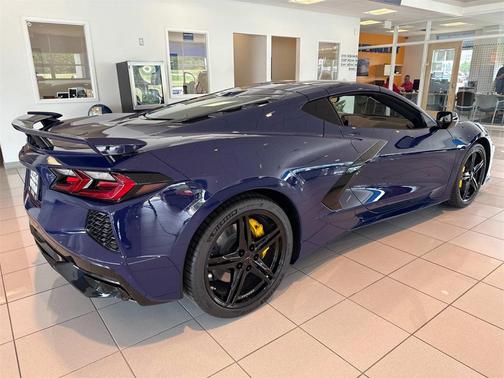 2026 Chevrolet Corvette Stingray w/1LT