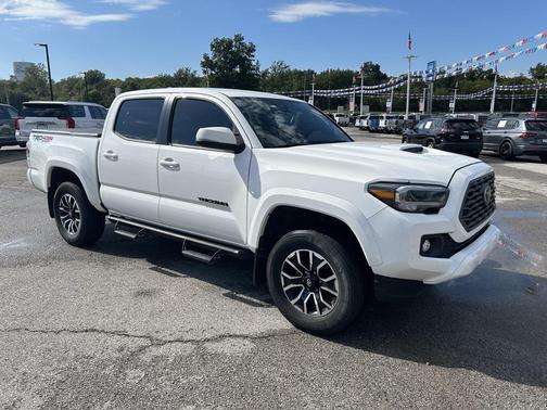2021 Toyota Tacoma TRD Sport