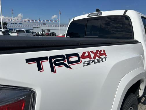 2021 Toyota Tacoma TRD Sport